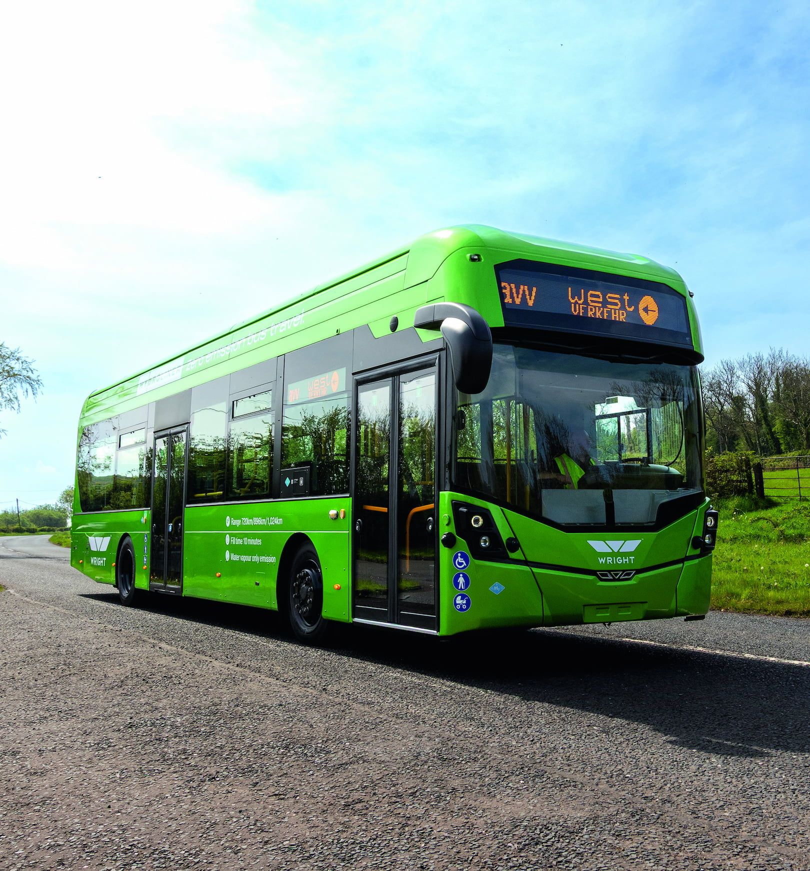 Ein grüner Linienbus von Wright